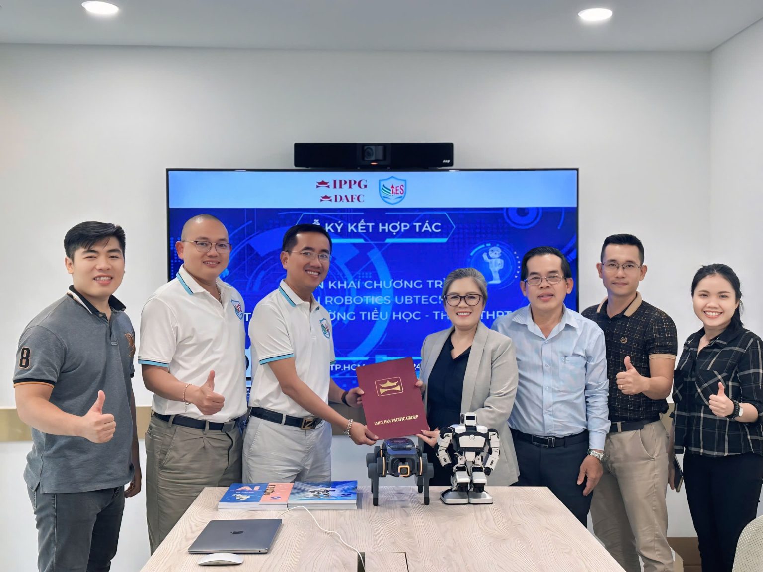 Đồng hành cùng IIG Việt Nam triển khai chứng chỉ Entrepreneurship & Small Business (ESB)